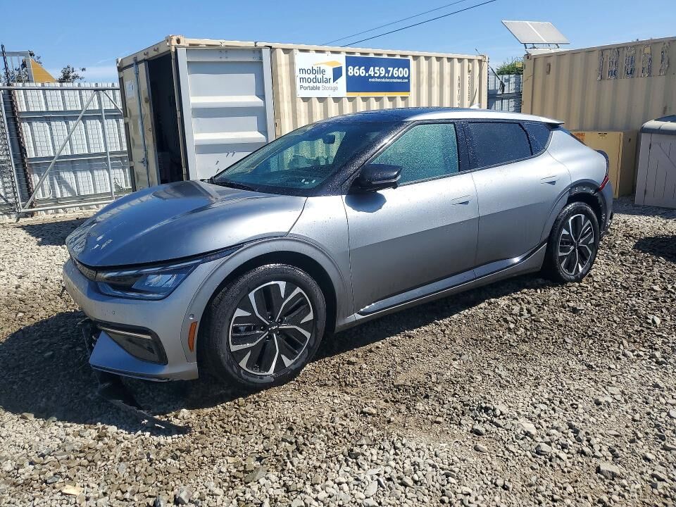 2022 KIA EV6