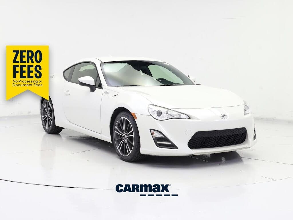 2015 TOYOTA Scion