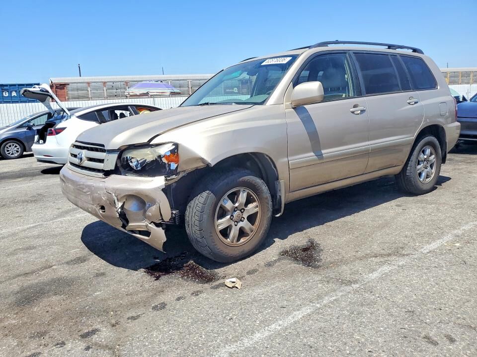 2004 TOYOTA Highlander