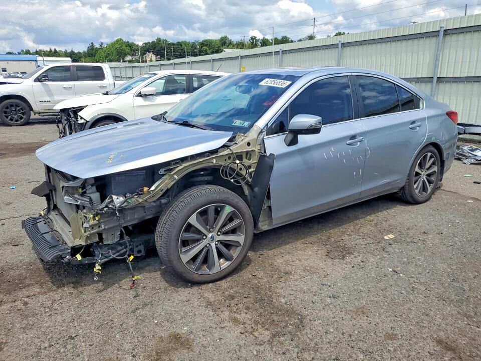 2015 SUBARU Legacy