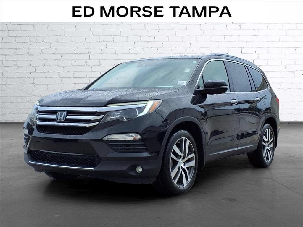 2017 HONDA Pilot