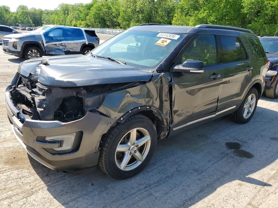 2017 FORD Explorer