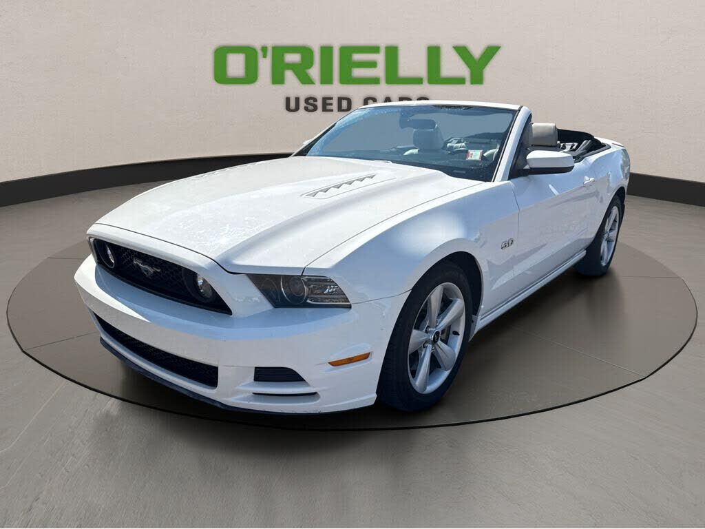 2013 FORD Mustang