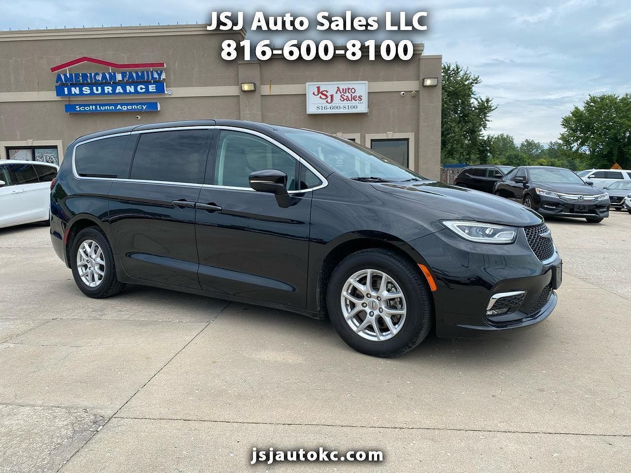 2023 CHRYSLER Pacifica