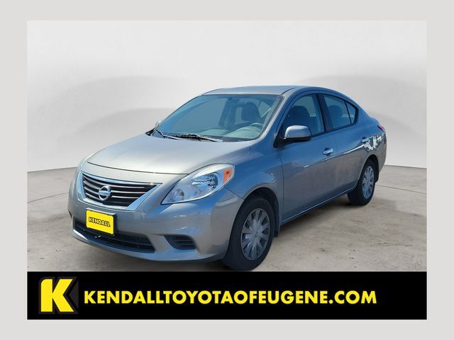 2012 NISSAN Versa