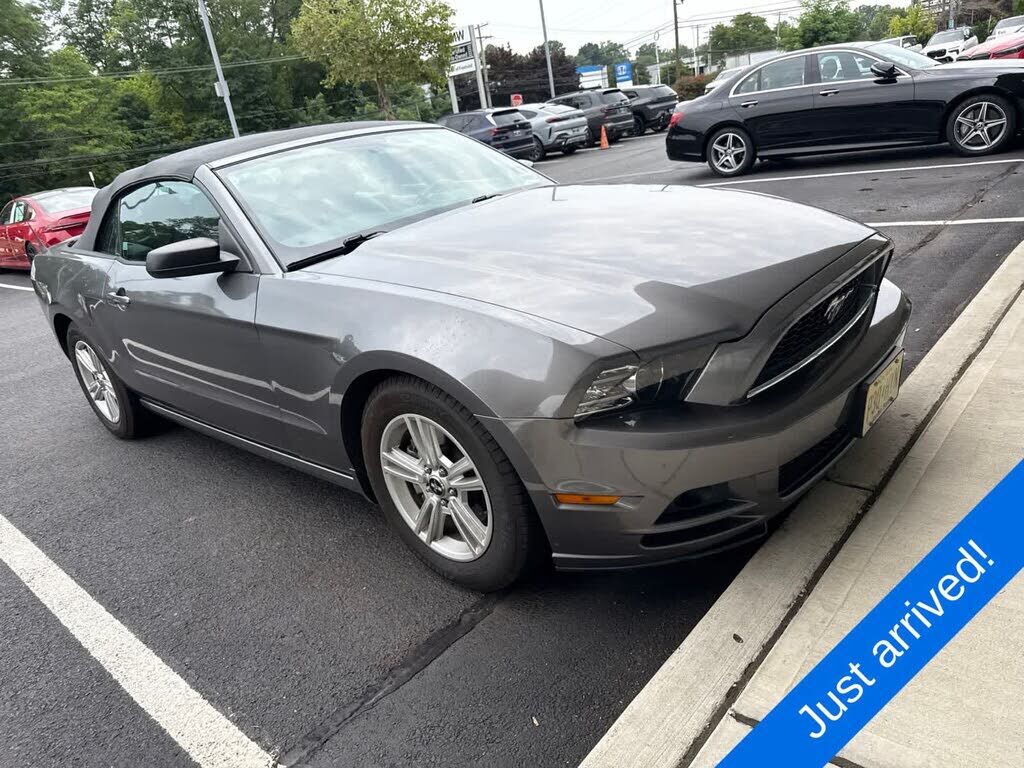 2014 FORD Mustang