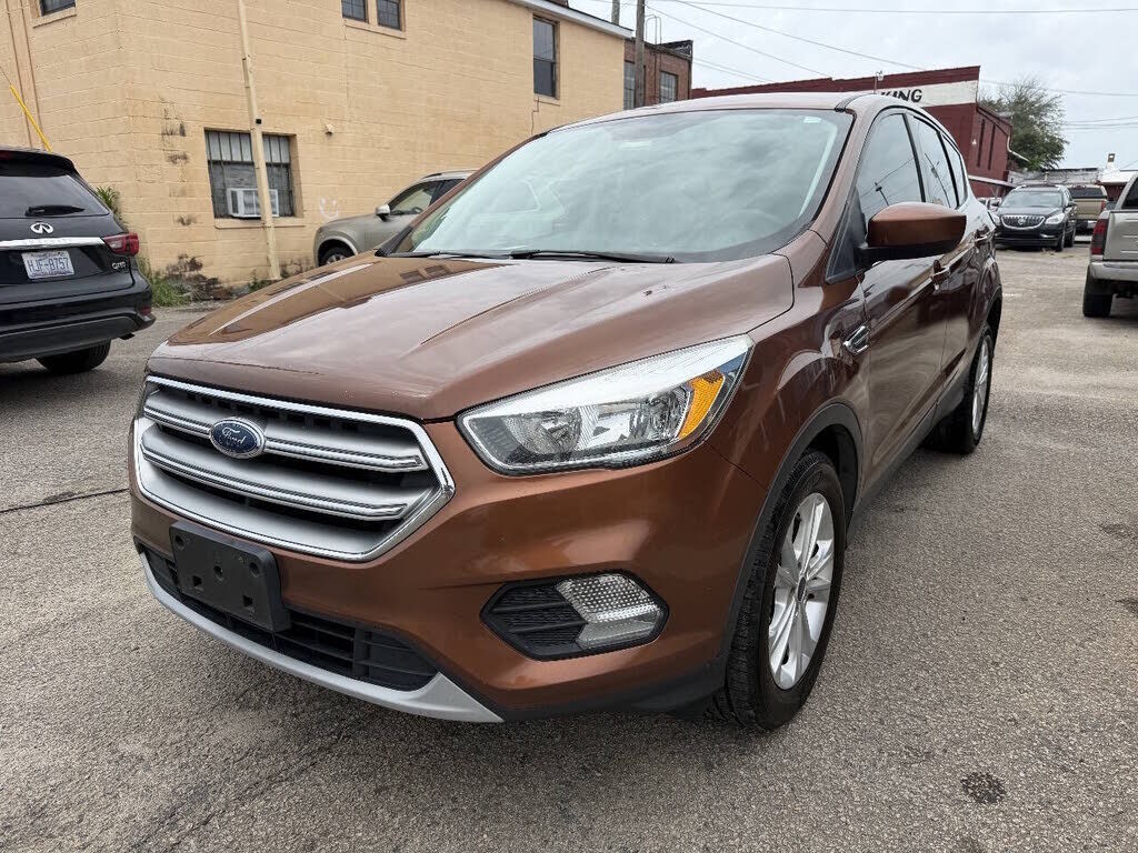2017 FORD Escape