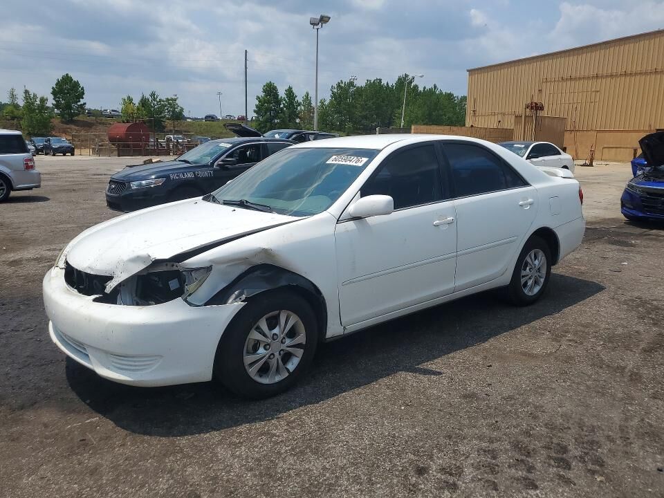 2005 TOYOTA Camry