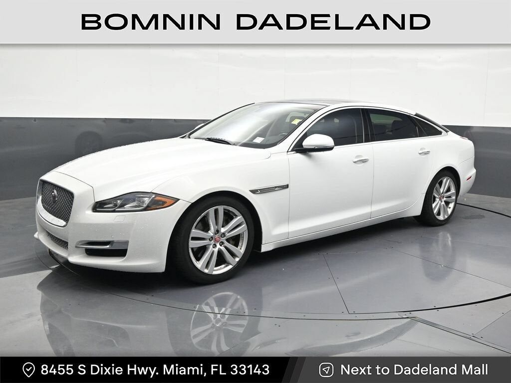 2016 JAGUAR XJ