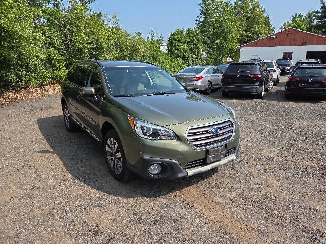 2017 SUBARU Outback
