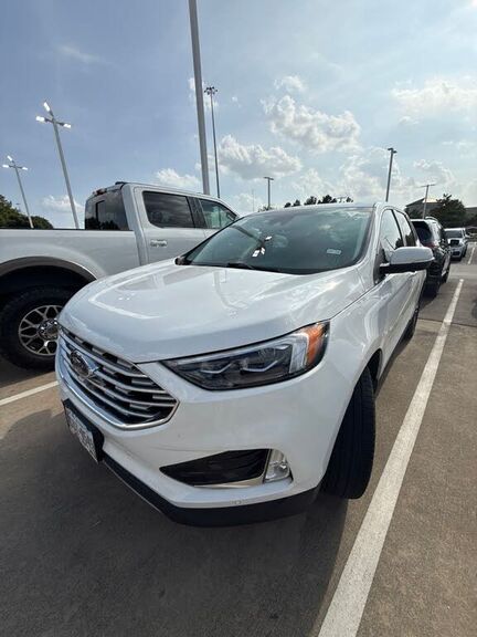2022 FORD Edge