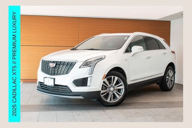 2025 CADILLAC XT5
