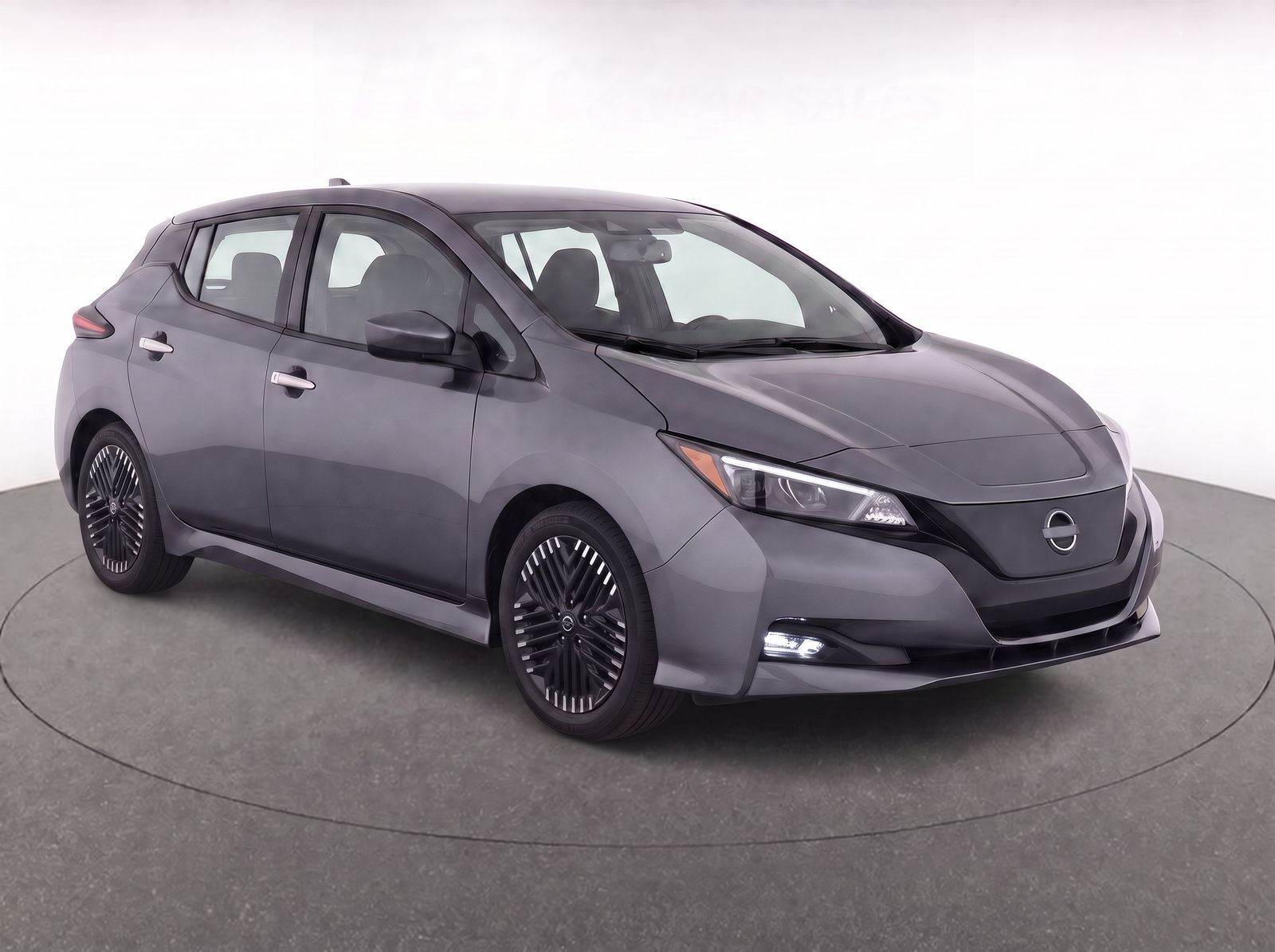 2023 NISSAN Leaf