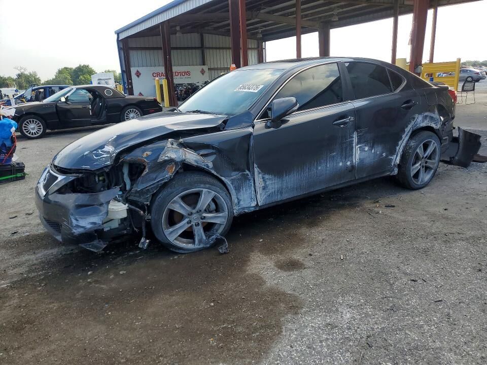 2011 LEXUS IS