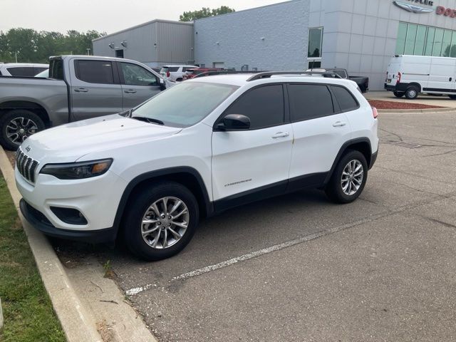 2022 JEEP Cherokee