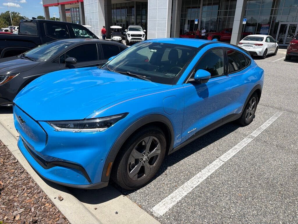 2022 FORD Mach-E