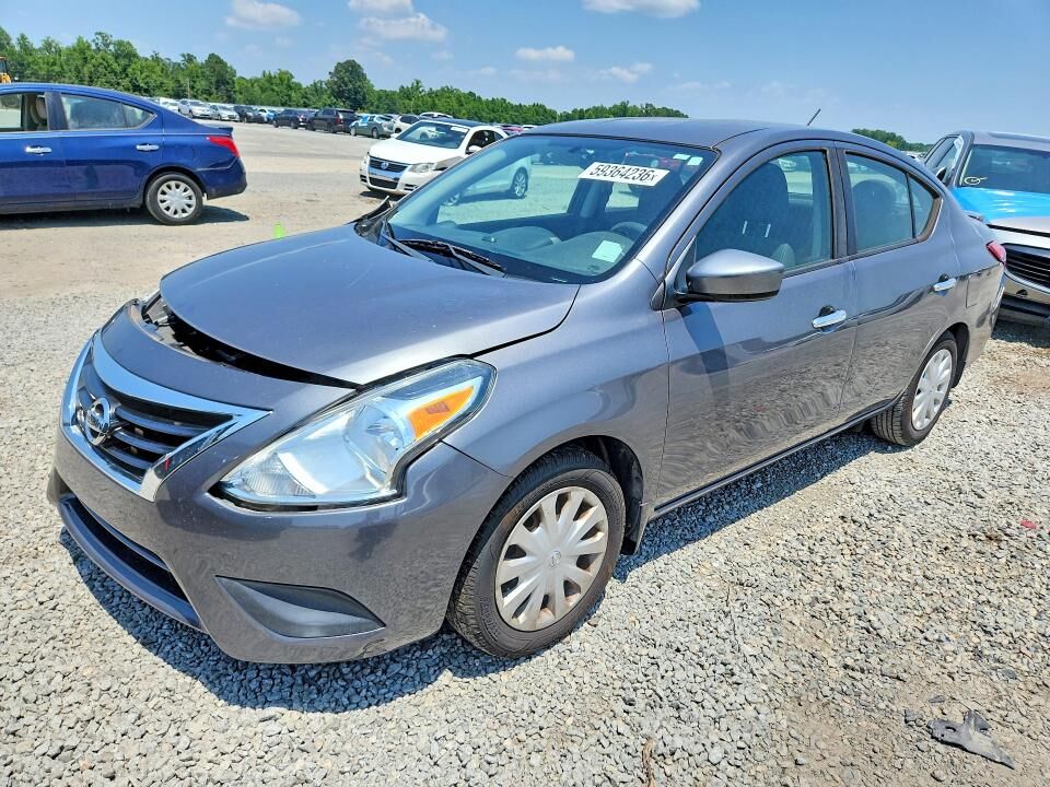 2018 NISSAN Versa