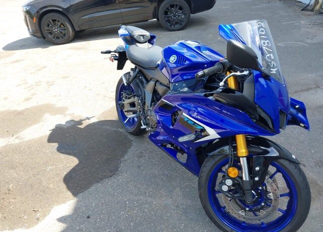 2025 YAMAHA YZF