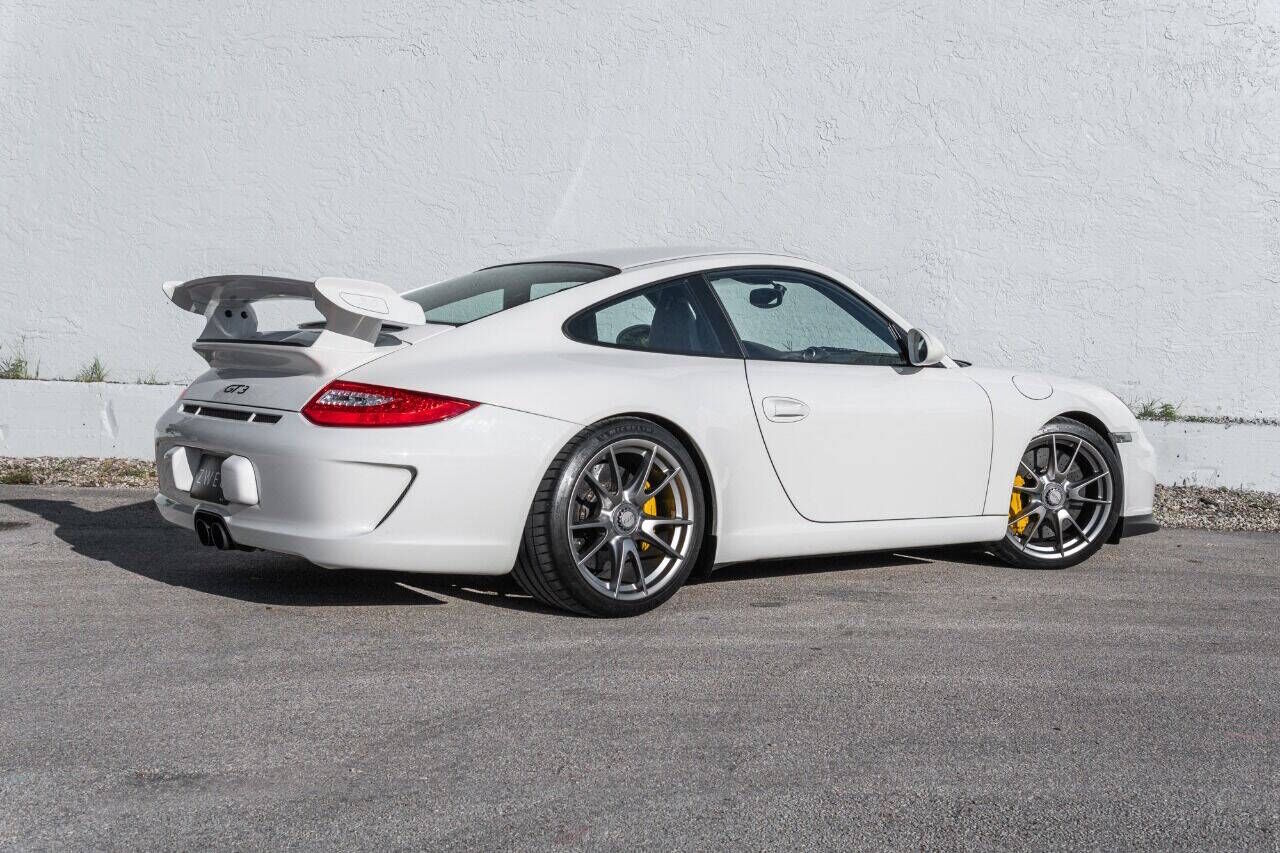 2010 PORSCHE 911