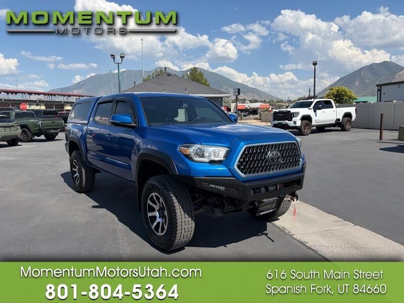 2018 TOYOTA Tacoma