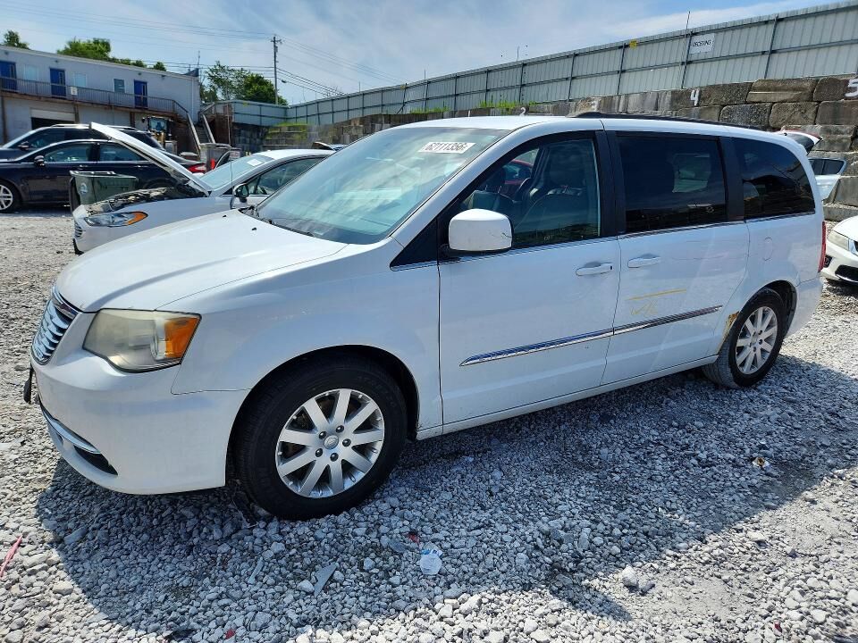 2014 CHRYSLER Town and Country