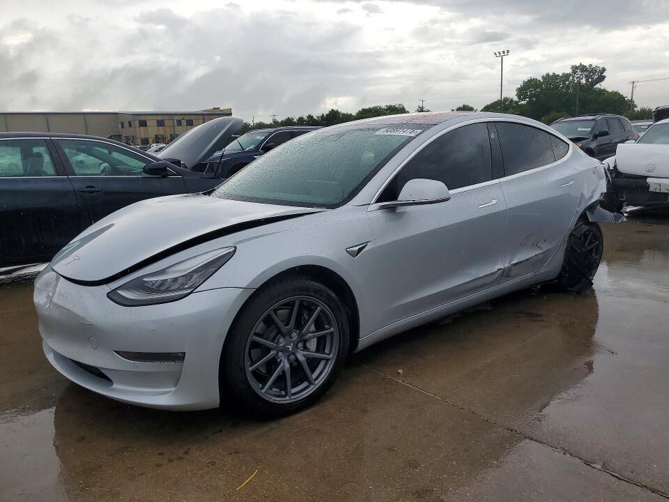 2018 TESLA Model 3