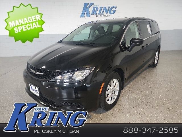 2023 CHRYSLER Voyager