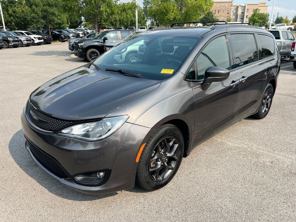2020 CHRYSLER Pacifica