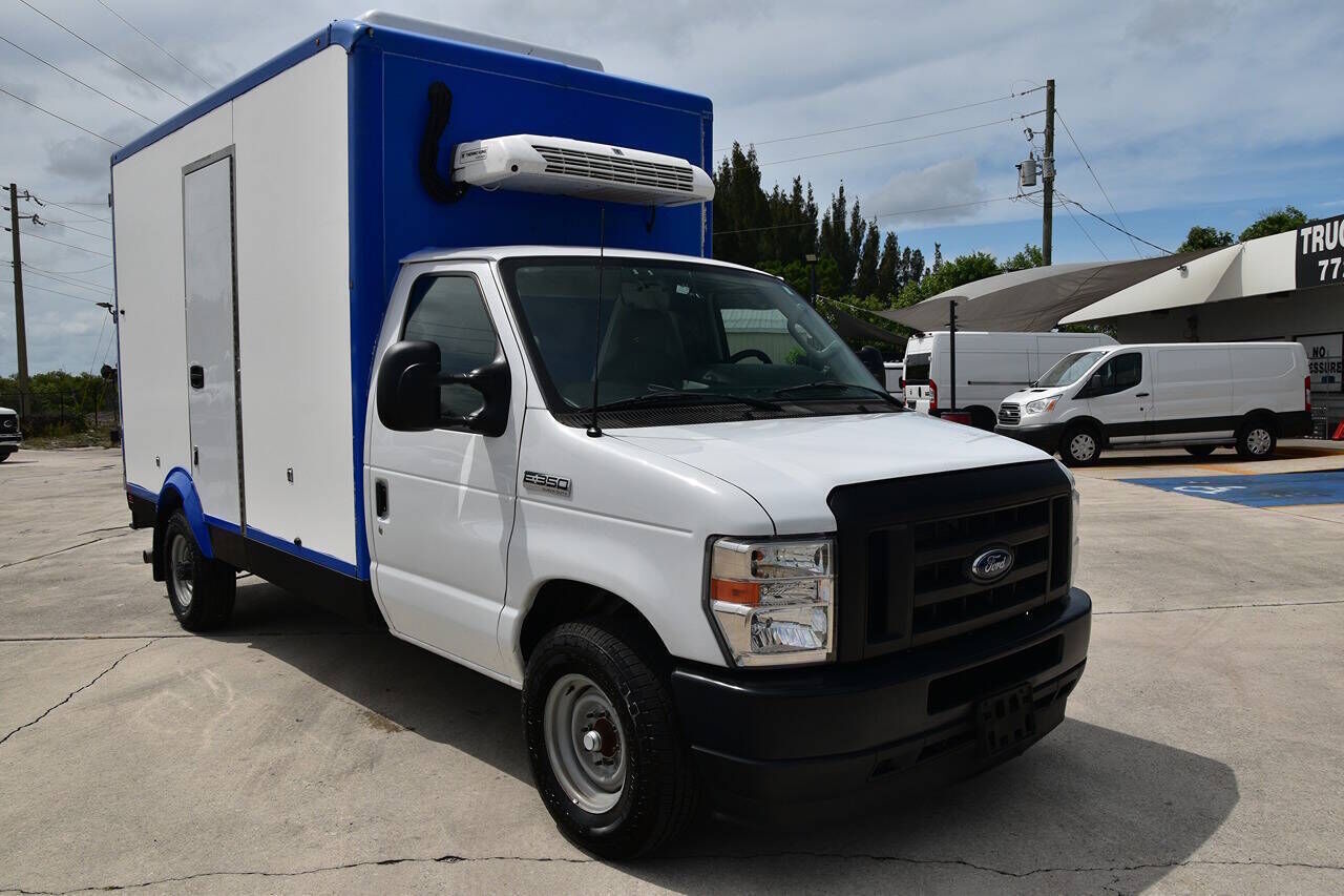 2023 FORD E-350