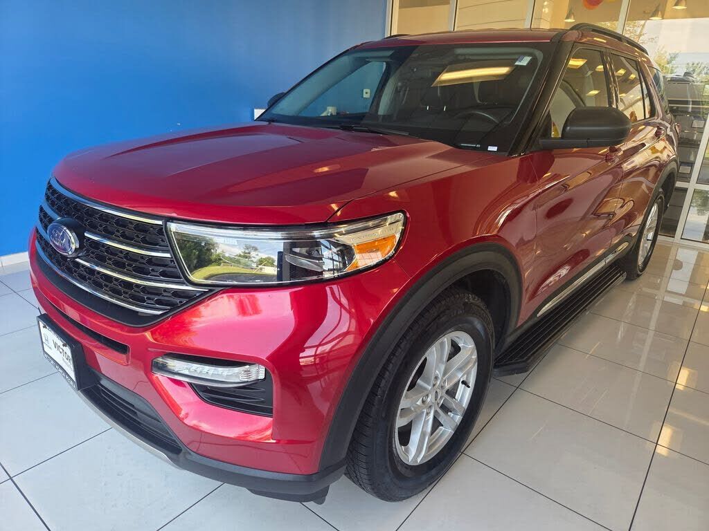 2021 FORD Explorer