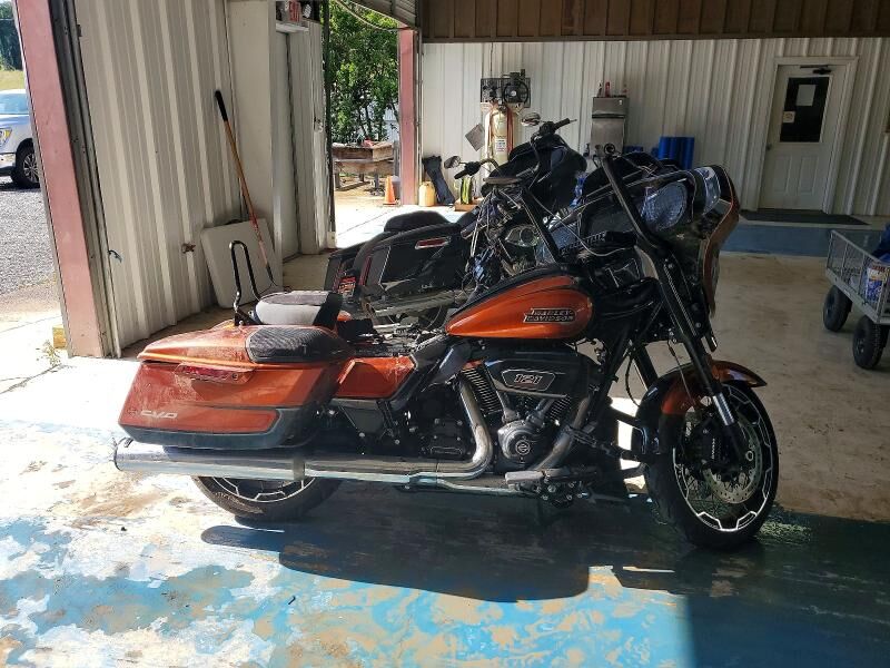 2023 HARLEY-DAVIDSON CVO Street Glide