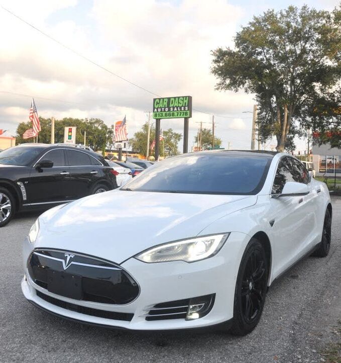 2014 TESLA Model S