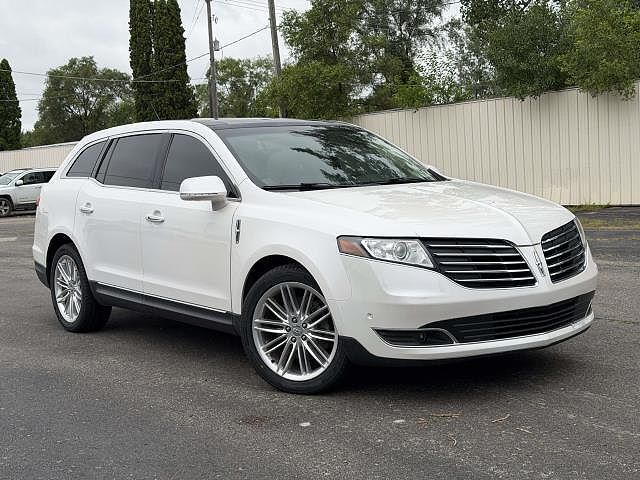2019 LINCOLN MKT