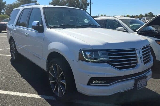 2017 LINCOLN Navigator