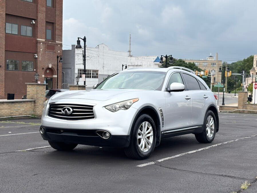 2013 INFINITI FX37