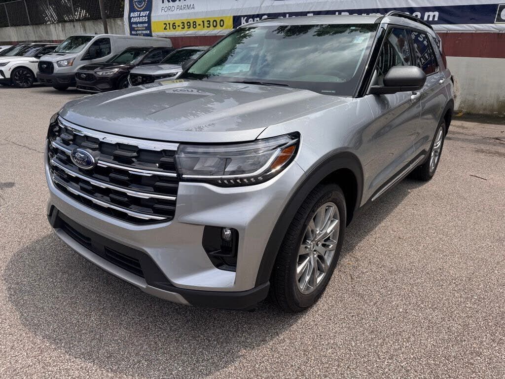 2025 FORD Explorer