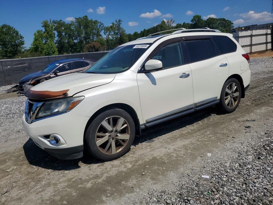 2015 NISSAN Pathfinder