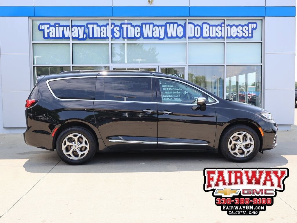 2023 CHRYSLER Pacifica