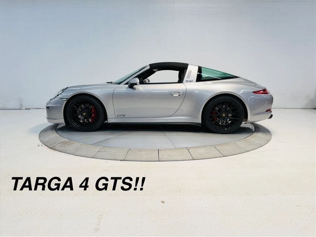 2016 PORSCHE 911