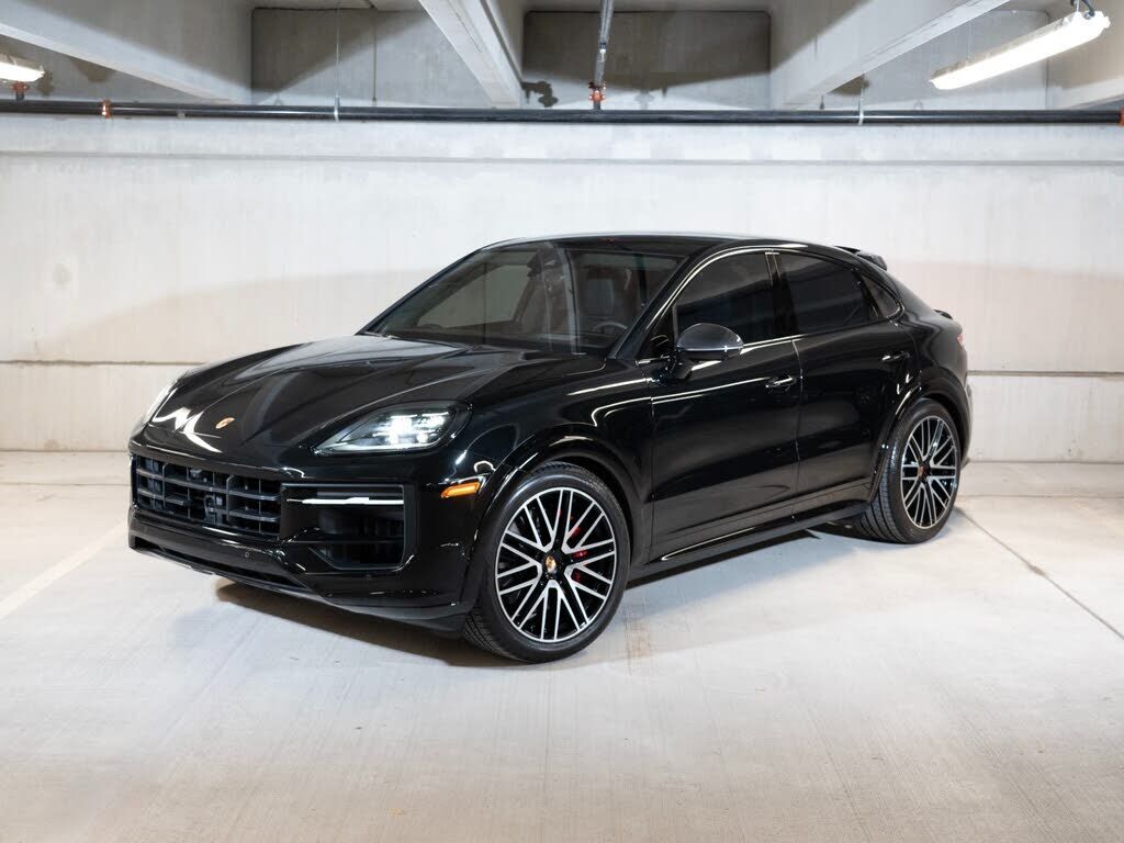 2026 PORSCHE Cayenne