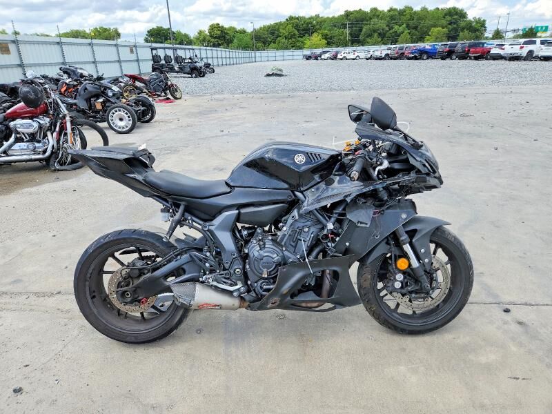 2024 YAMAHA YZF