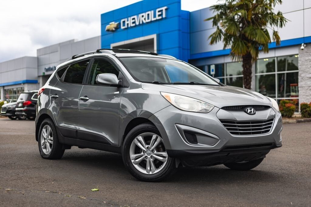 2011 HYUNDAI Tucson