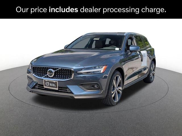 2026 VOLVO V60CC