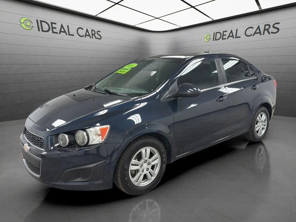 2016 CHEVROLET Sonic