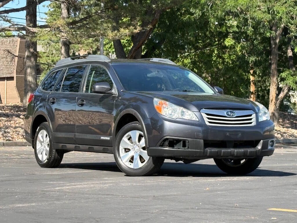 2012 SUBARU Outback