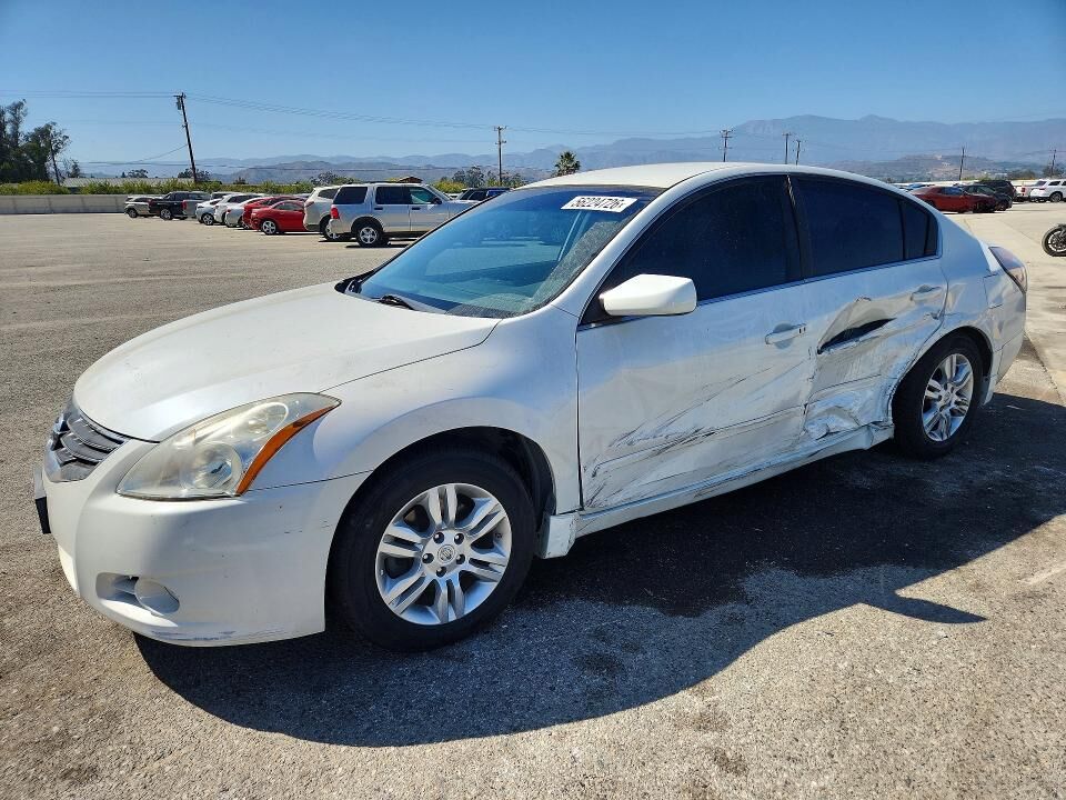 2012 NISSAN Altima