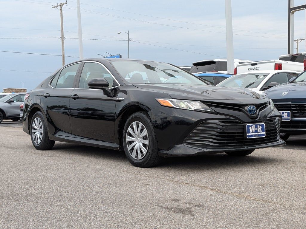 2020 TOYOTA Camry
