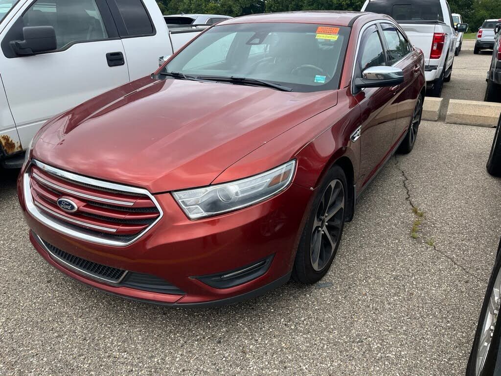 2014 FORD Taurus