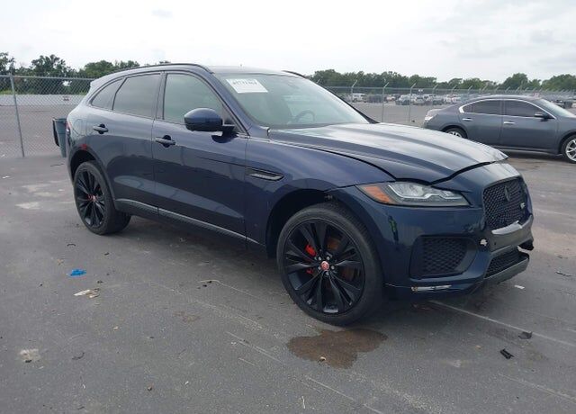 2017 JAGUAR F-Pace
