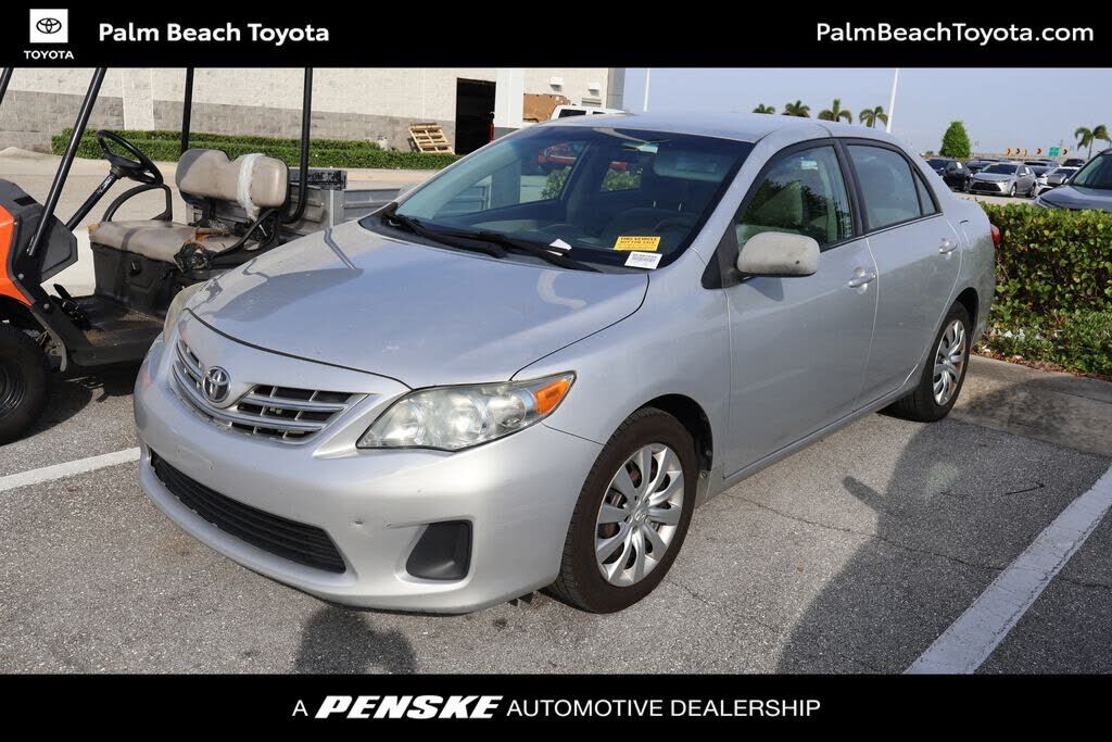 2013 TOYOTA Corolla